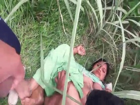Horny Desi sluts get naughty in the great outdoors