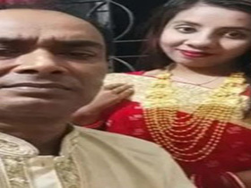 Desi village couple indulges in illicit sex in Bangla video